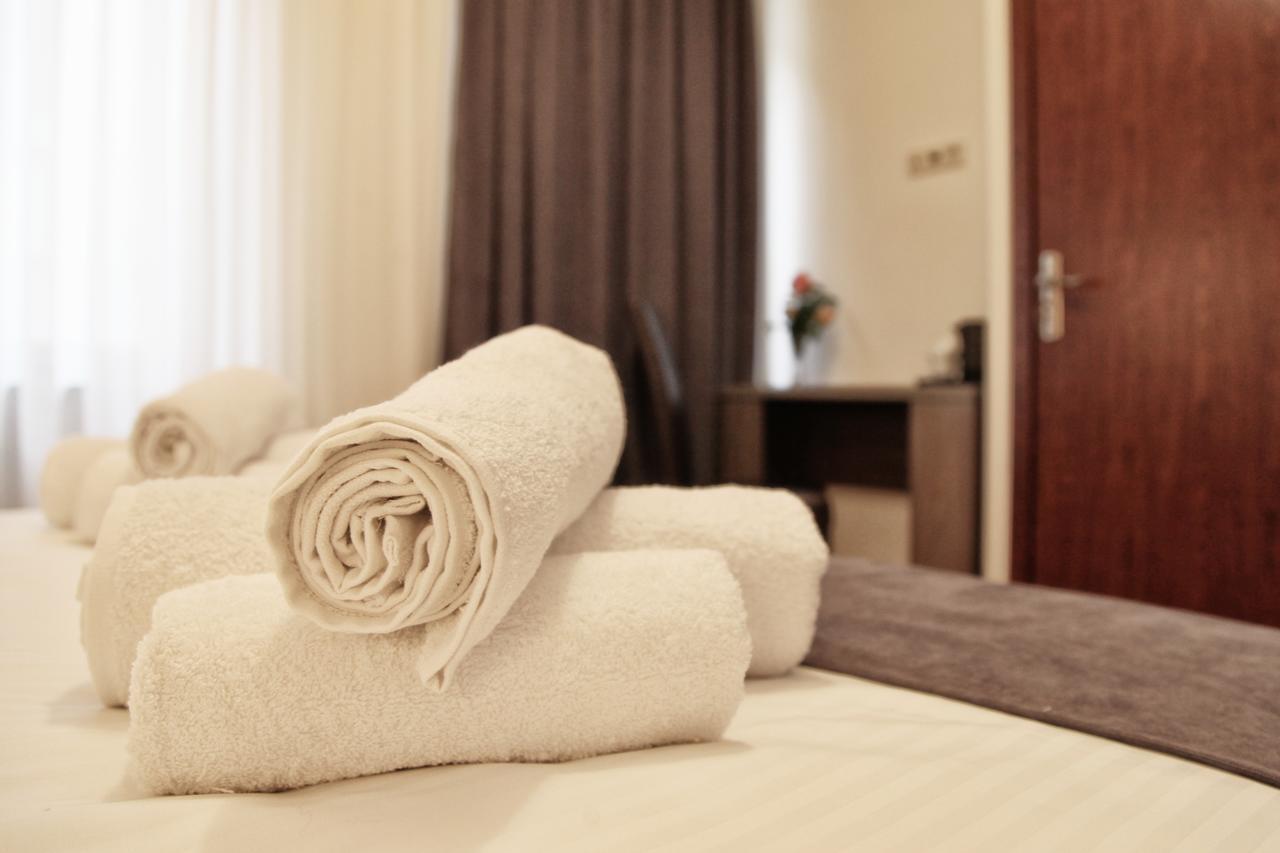 Hotel Four Brothers 3*