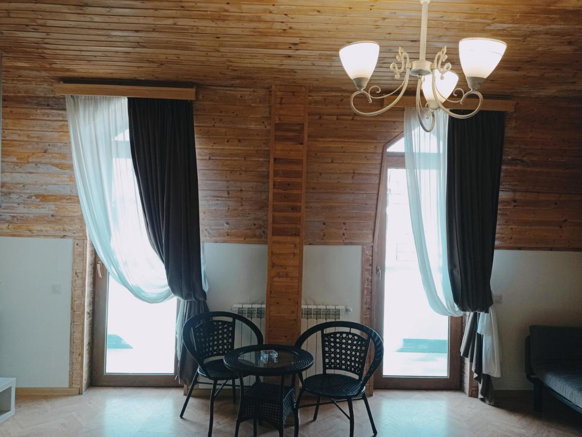 Four Brothers Otel