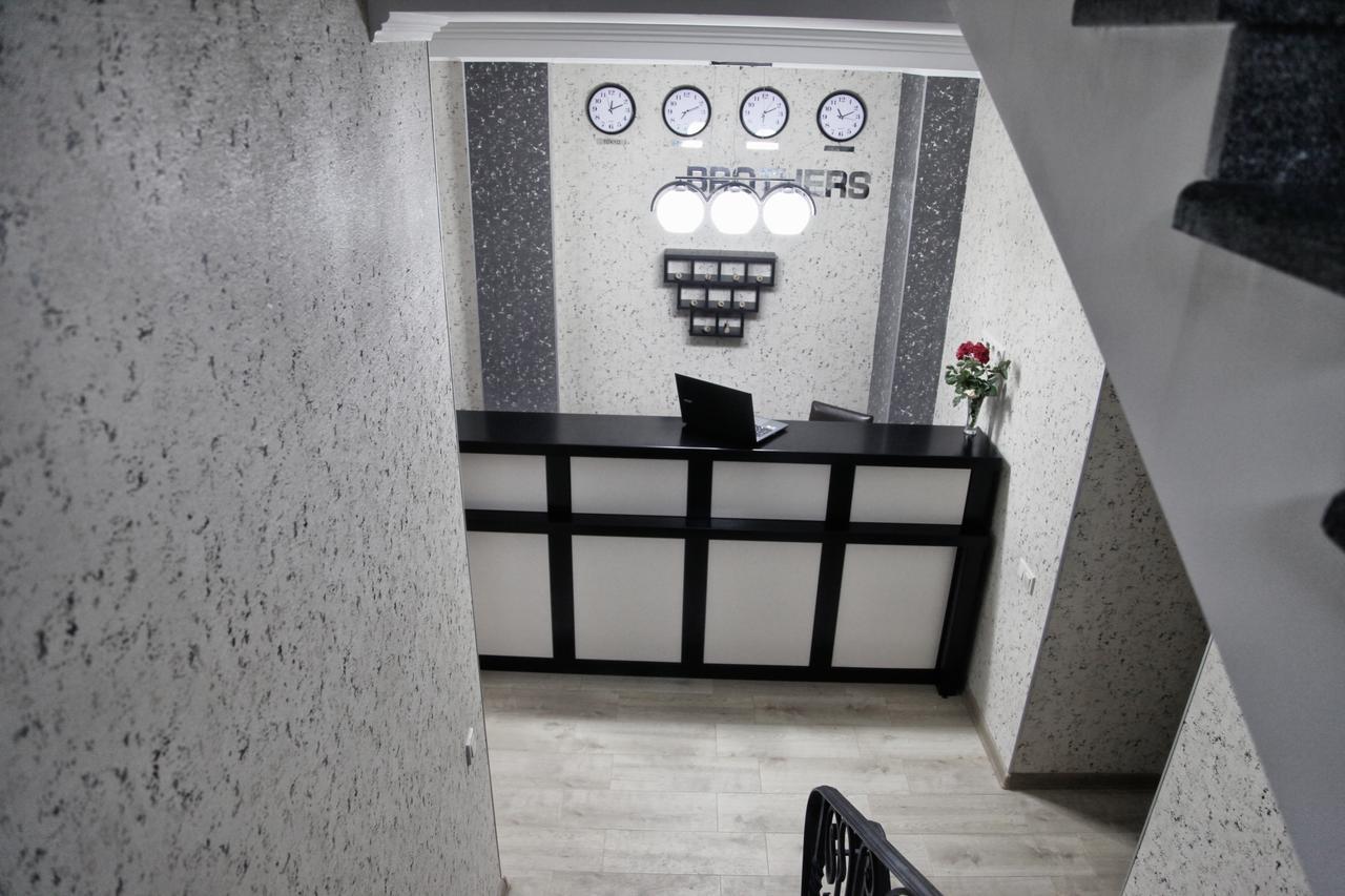 Four Brothers Otel